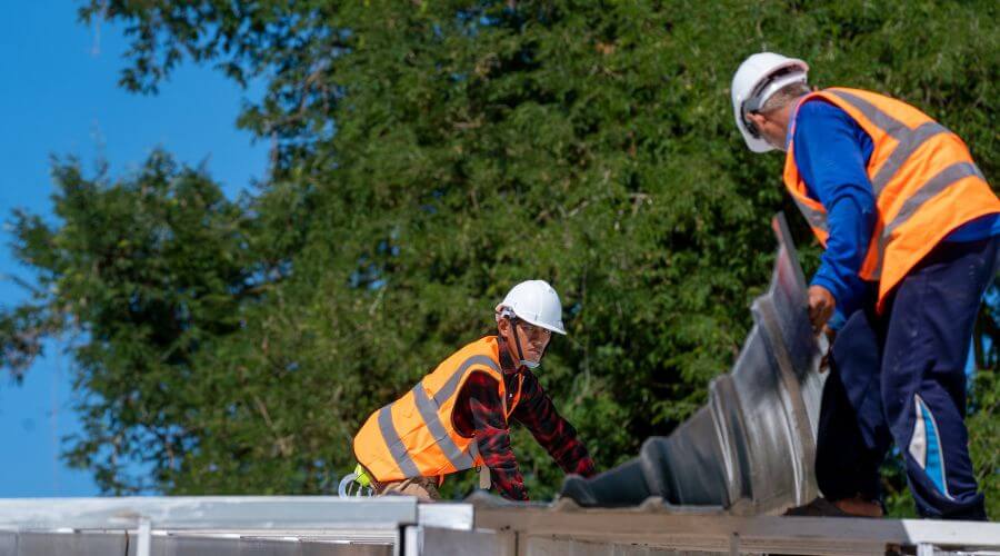 Professional new roof installation services in North Manchester, IN